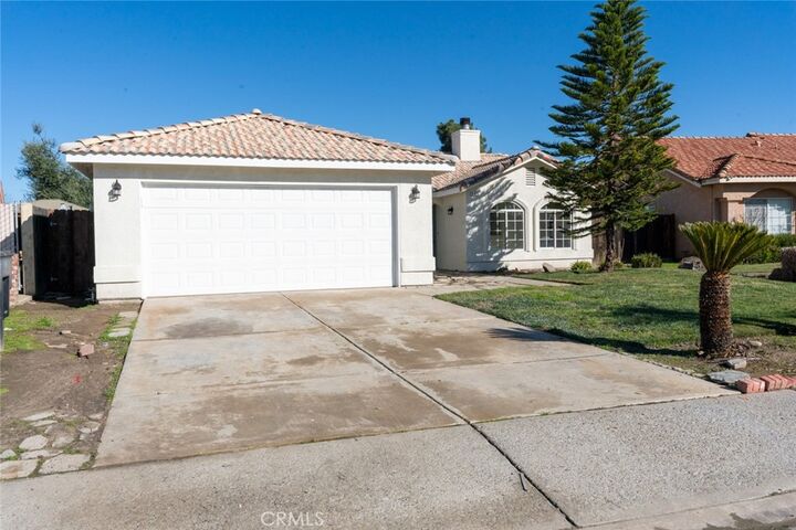 Property Photo:  906 Don Medico Drive  CA 93230 