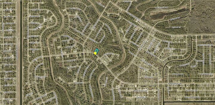 Property Photo: 638 Windermere Drive FL 33972