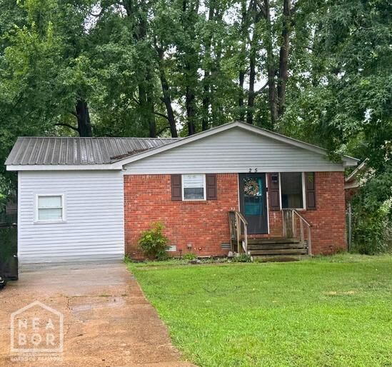 Property Photo: 215 Pine Street AR 72401