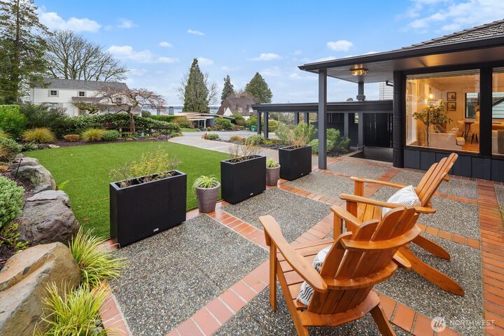 Property Photo:  10528  15th Avenue NW  WA 98177 