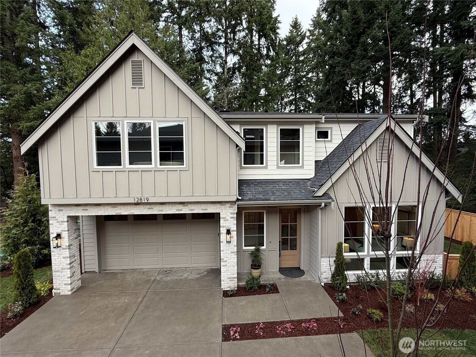 Property Photo:  12819 NE 65th Lane  WA 98033 