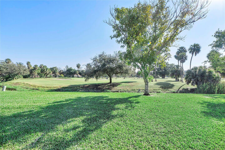 Property Photo:  576 W Palm Aire Drive  FL 33069 