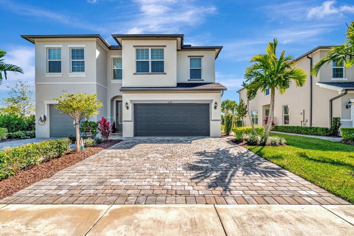 Property Photo:  6100 Rancho Lane  FL 33415 