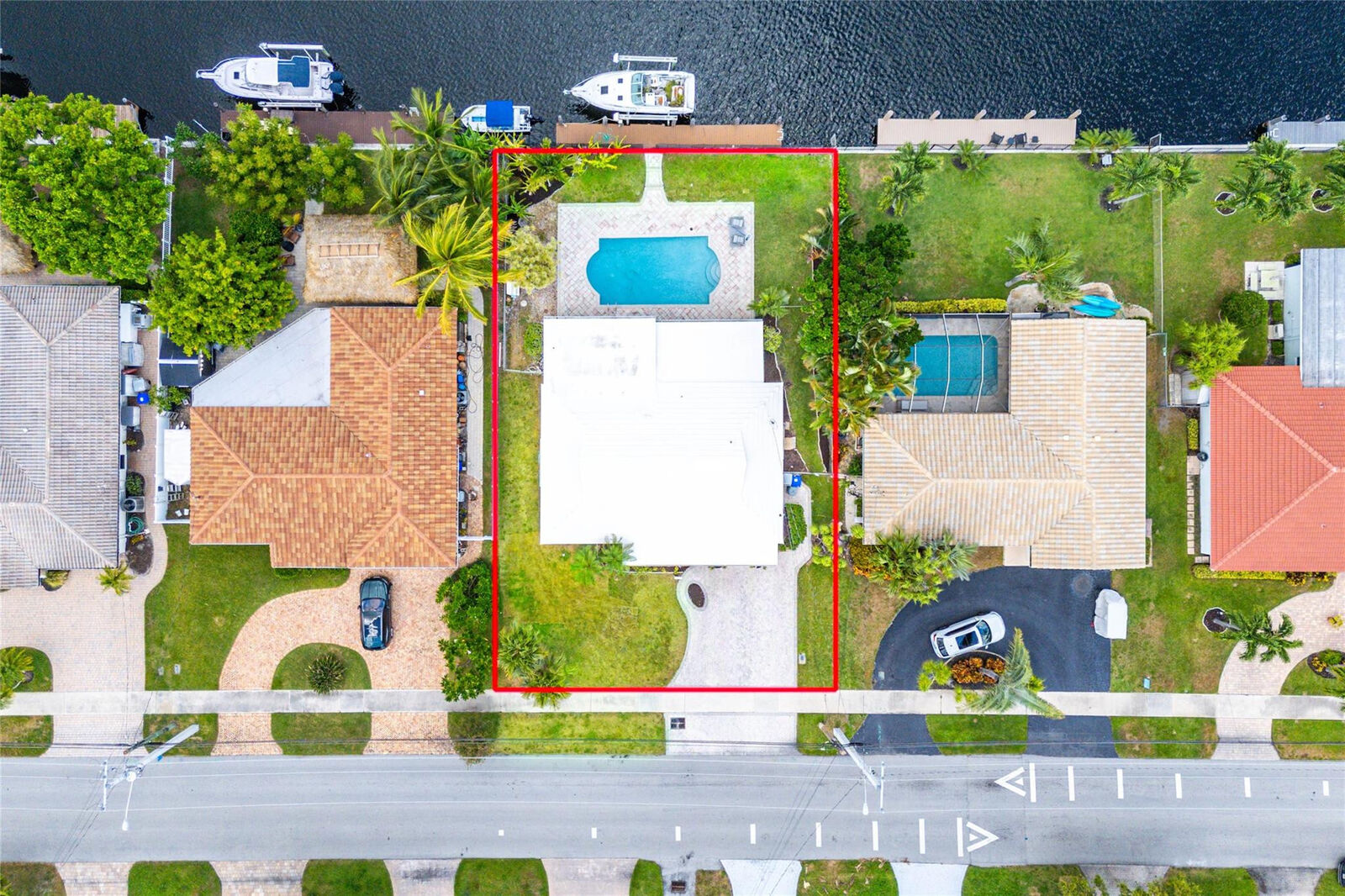 Property Photo:  381 SE 6th Terrace  FL 33060 