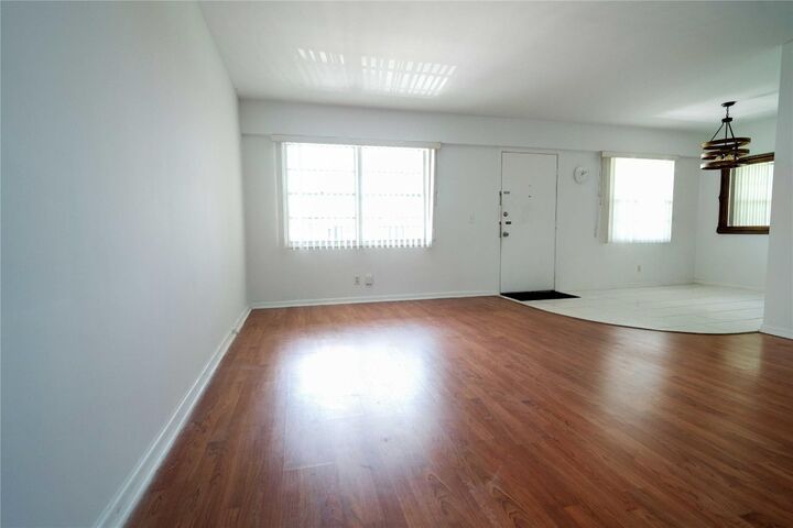 Property Photo:  300 SW 134th Way 402E  FL 33027 