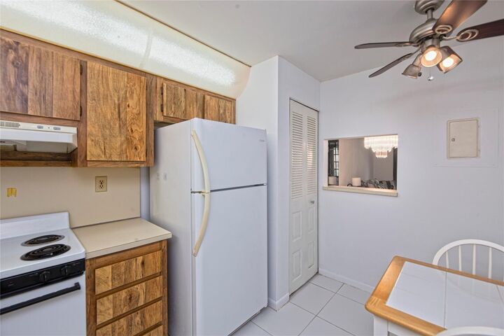 Property Photo:  10220 NW 30th Court 112  FL 33322 