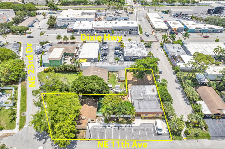 Property Photo:  1100 NE 23rd Drive  FL 33305 