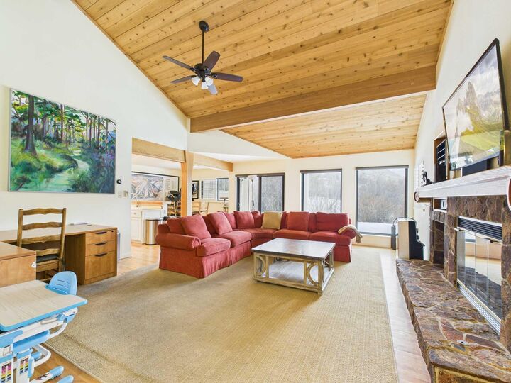 Property Photo:  23 Buck Lane  ID 83353 