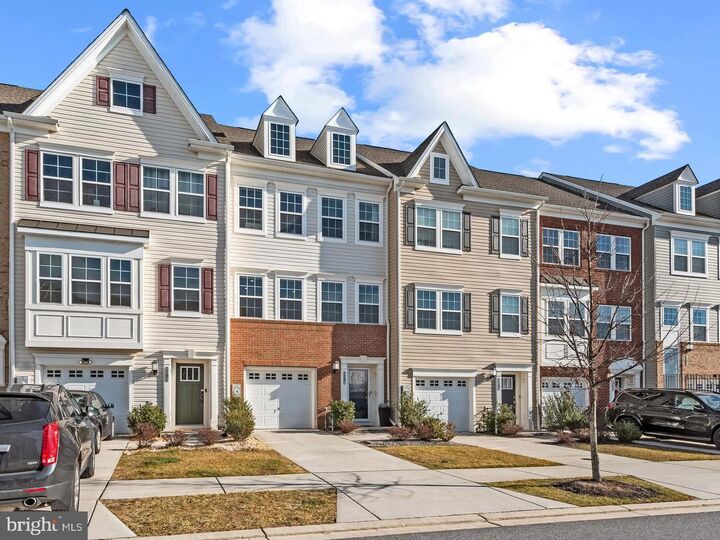 Property Photo:  8016 Trotters Chase  MD 21043 