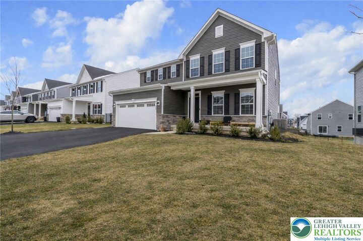 Property Photo: 820 Hendon Lane PA 18032