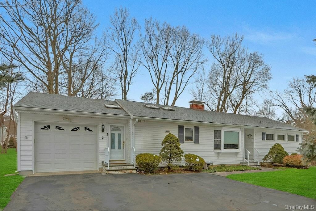 Property Photo:  2 Milich Lane  NY 10956 