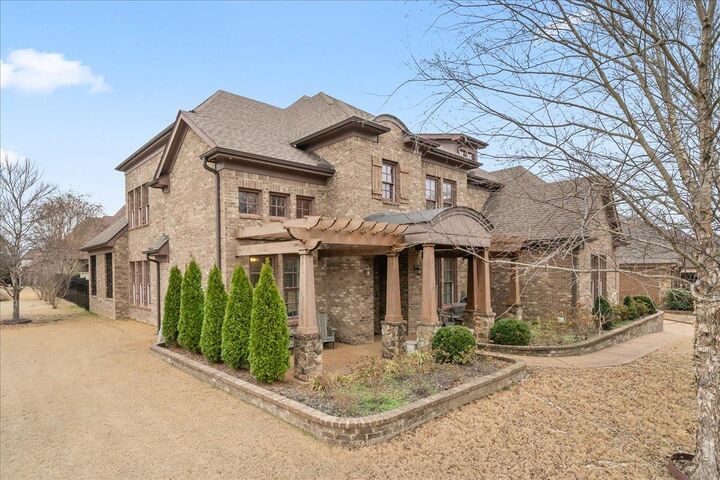 Property Photo: 10176 Oak Levee Dr TN 38002