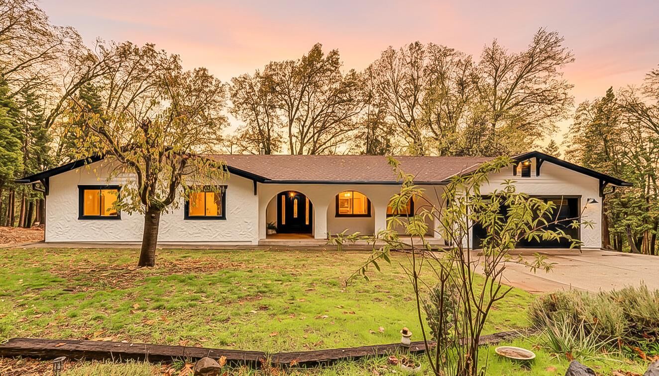 Property Photo:  13815 Franciscan Way  CA 95945 