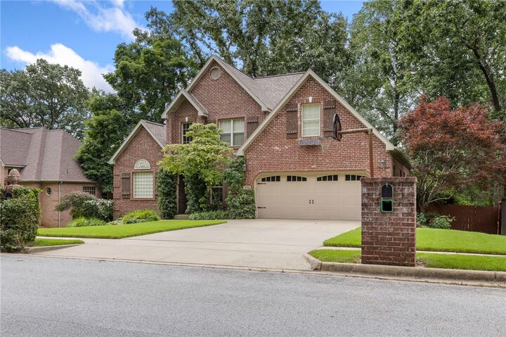 Property Photo: 2712 Taylor Drive AR 72601