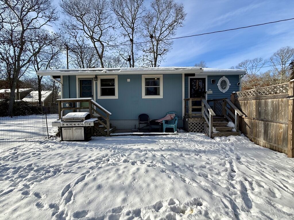 Property Photo:  60 Ashumet Ave  MA 02649 