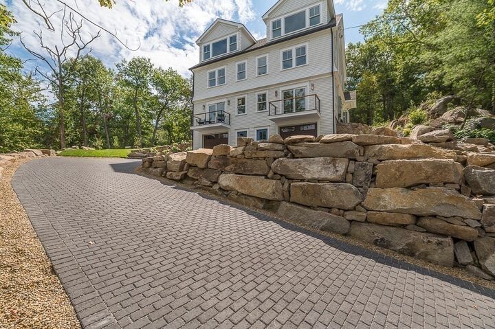 Property Photo:  5 Samoset Rd B  MA 01930 