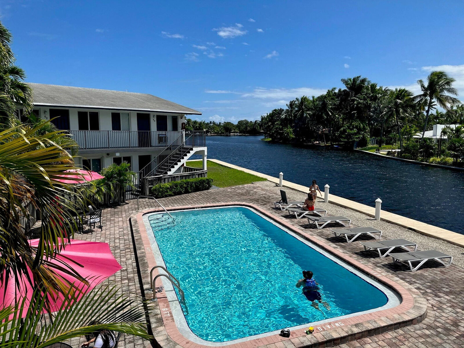 Property Photo: 1810 E Oakland Park Boulevard 11 FL 33306