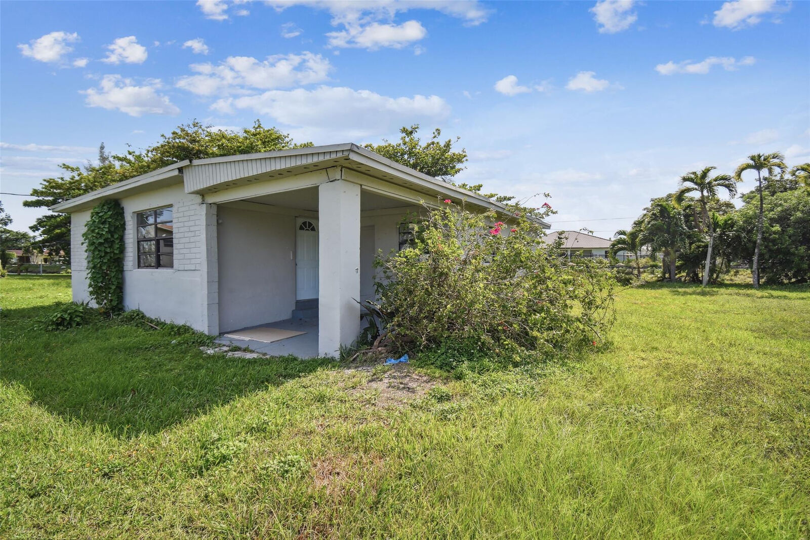 Property Photo:  11400 NW 22nd Avenue  FL 33167 