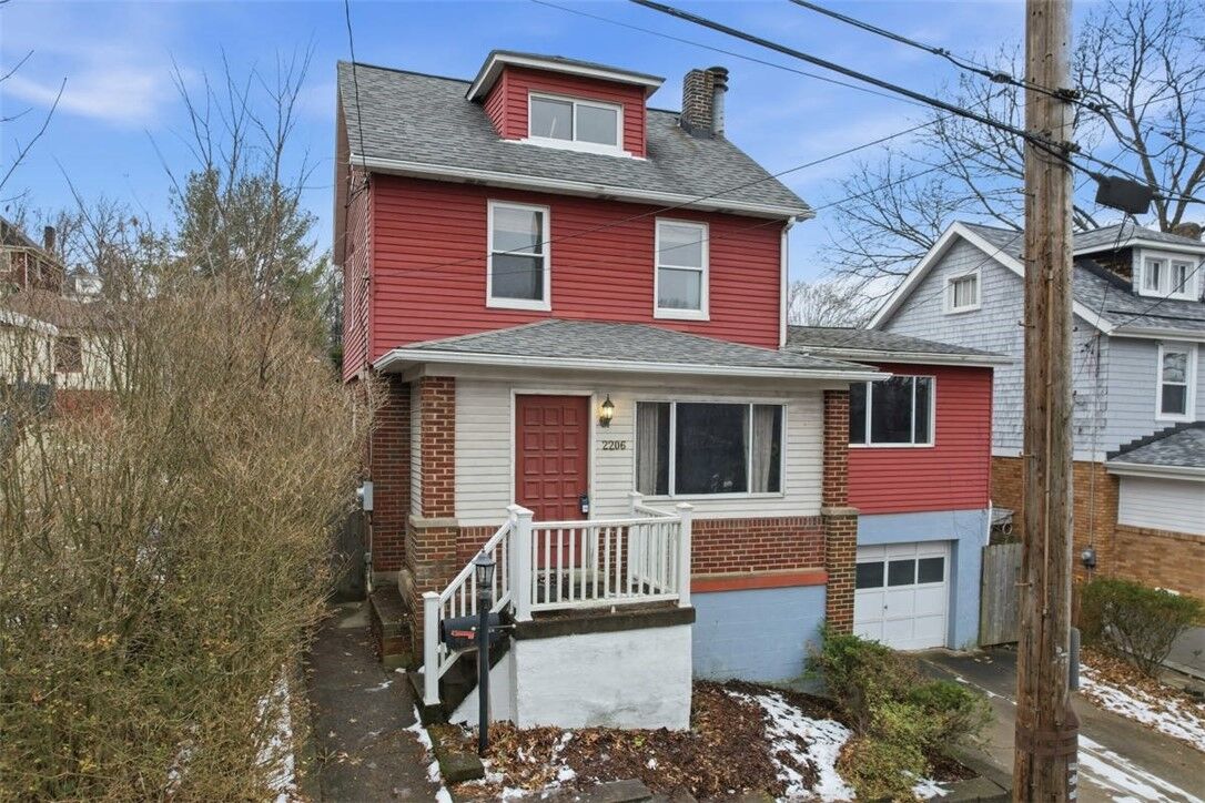 Property Photo:  2206 Hampton St  PA 15218 