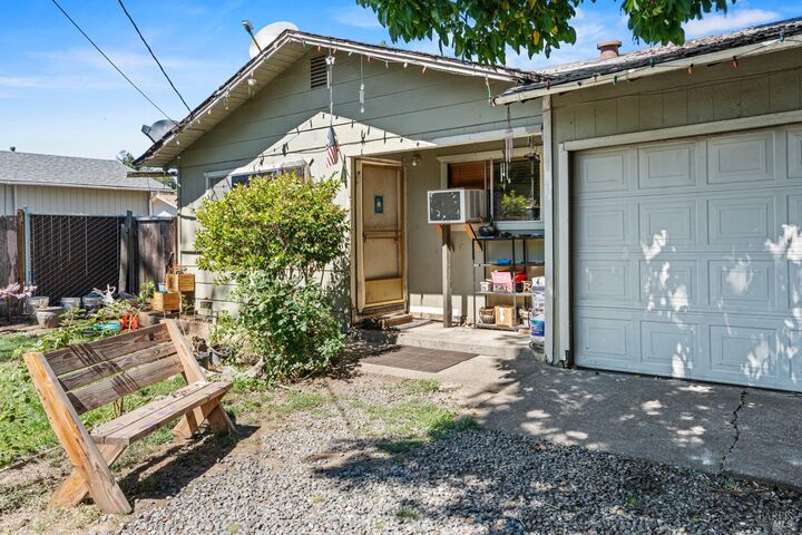 Property Photo: 490 Della Avenue CA 95490