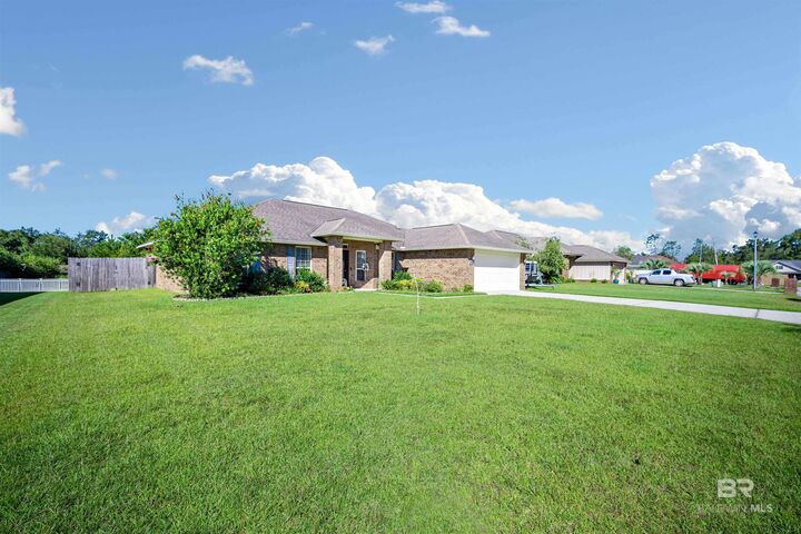 Property Photo: 15405 Hearthstone Drive AL 36535