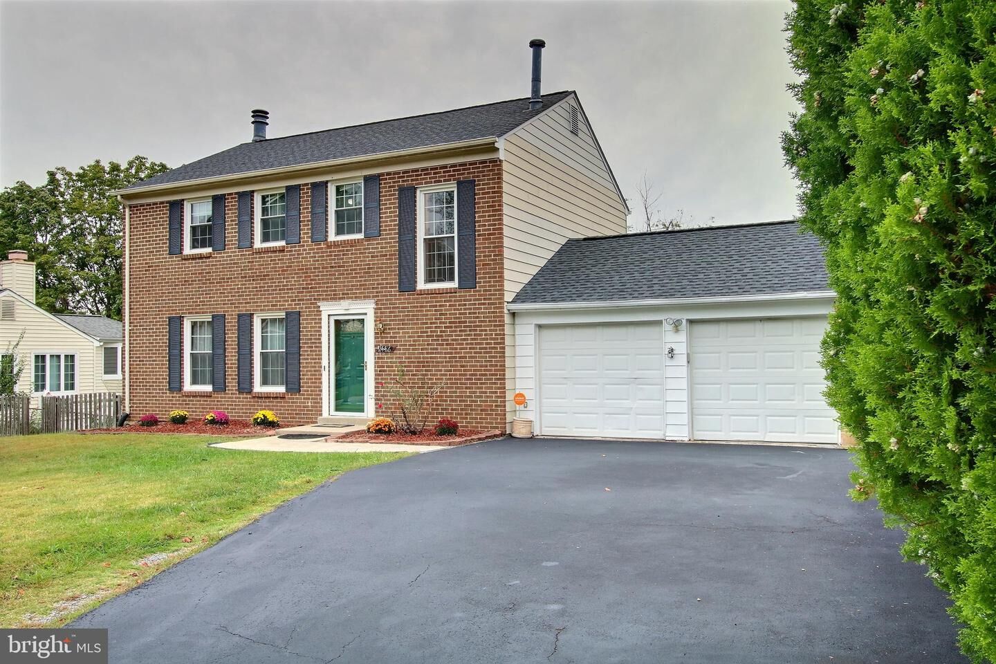 Property Photo:  24416 Cutsail Drive  MD 20872 