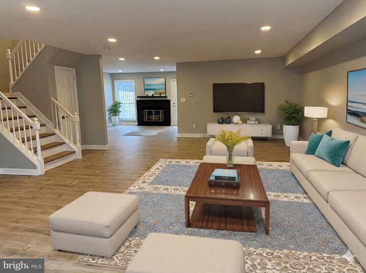 Property Photo: 14 Kensington Court NJ 08540