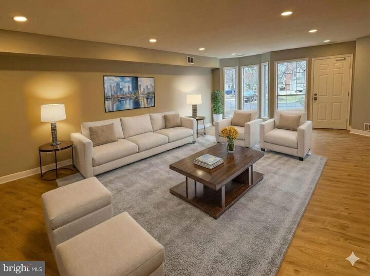 Property Photo:  14 Kensington Court  NJ 08540 