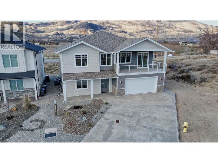 Property Photo: 9 Hibiscus Court BC V0H 1V1