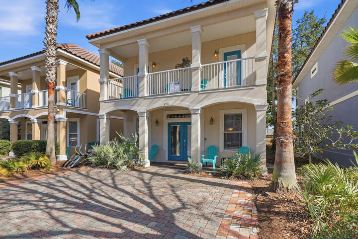 Property Photo:  231 Kono Way  FL 32541 