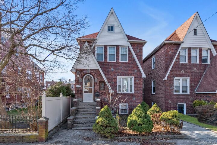 Property Photo:  2445 Yates Avenue  NY 10469 