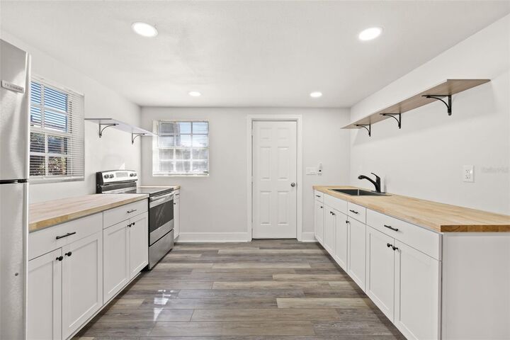 Property Photo: 3817 W Bay To Bay Boulevard B FL 33629