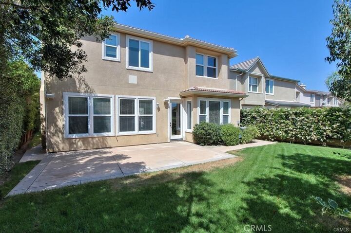 Property Photo:  11516 Venezia Way  CA 91326 