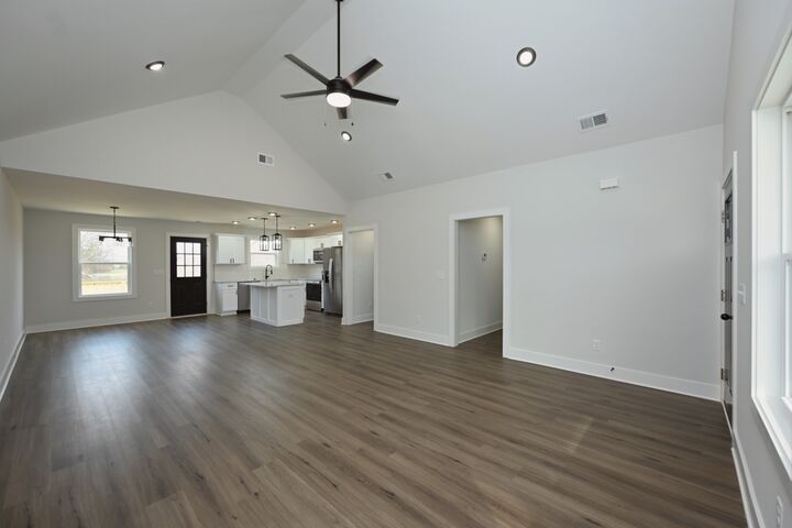 Property Photo:  1609A Elizabeth Rd  TN 37218 