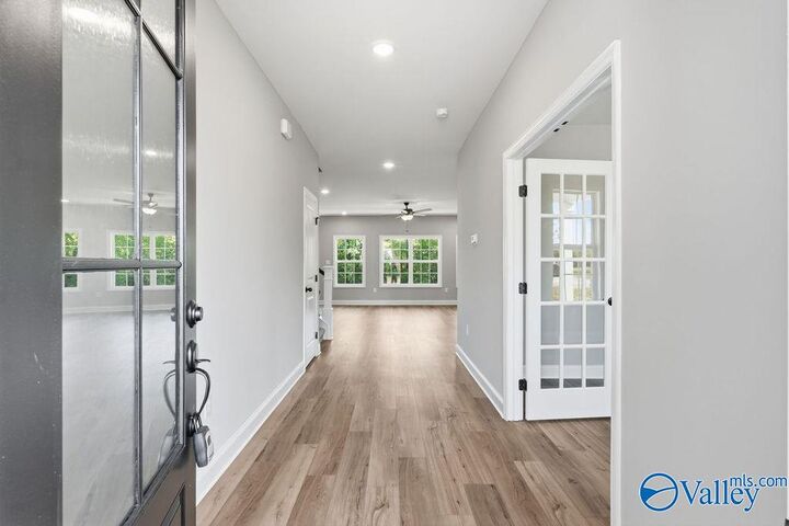 Property Photo: 3103 Upper River Road AL 35603