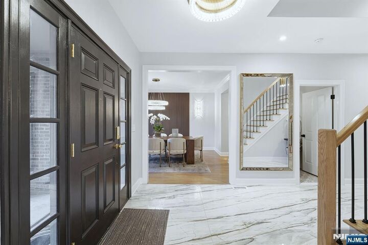 Property Photo:  204 Bearwoods Road  NJ 07656 