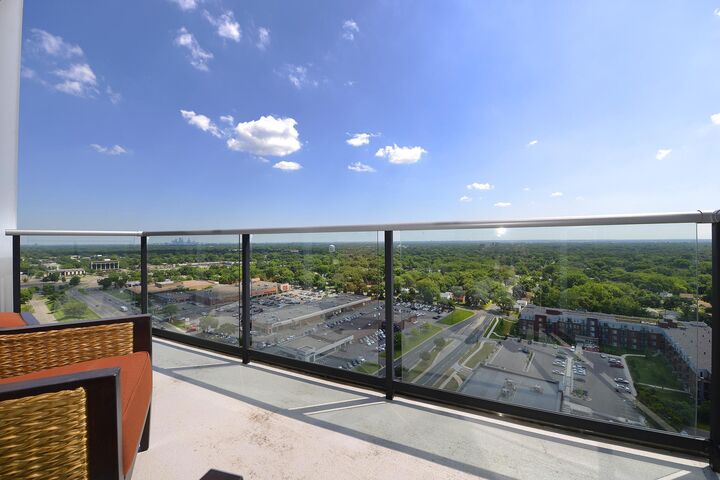 Property Photo:  3209 Galleria 1808  MN 55435 
