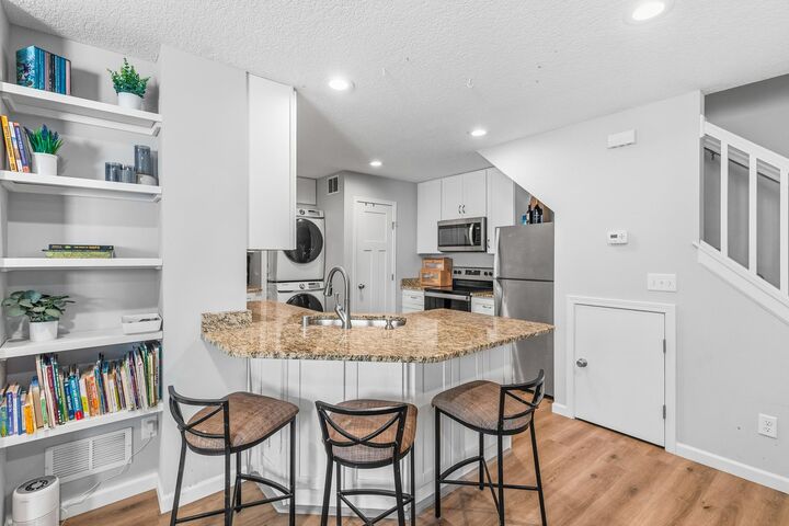 Property Photo: 767 Crystal Avenue 131 MN 55126