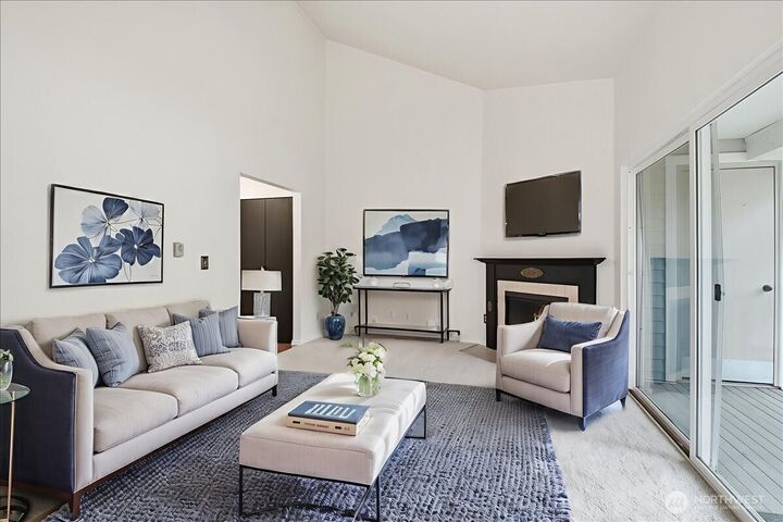 Property Photo:  14332  126th Avenue NE B304  WA 98034 