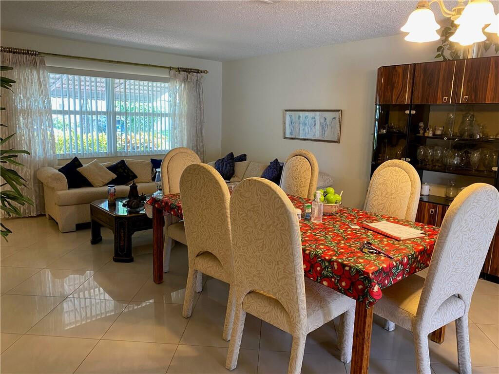 Property Photo: 1087 NW 88th Way FL 33322