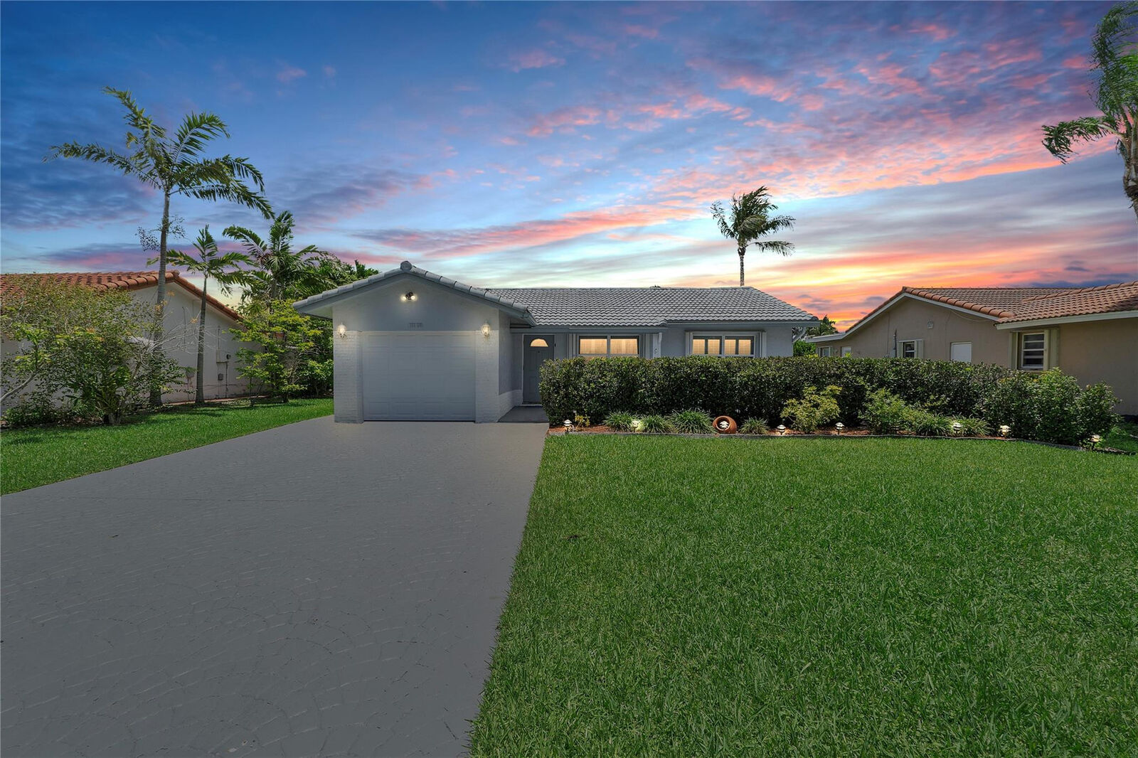 Property Photo:  10108 NW 83rd Street  FL 33321 
