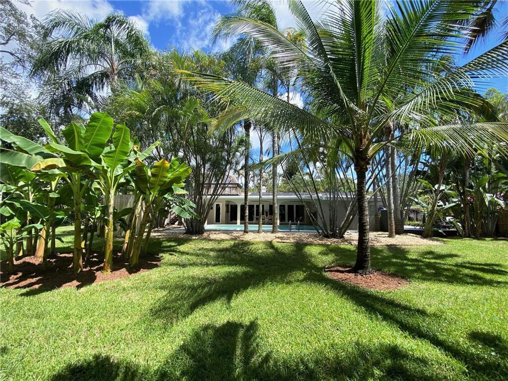Property Photo: 1622 SW 25th Street FL 33315