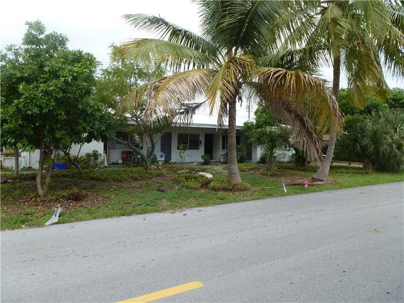 Property Photo:  2295 SE 6th Street  FL 33062 