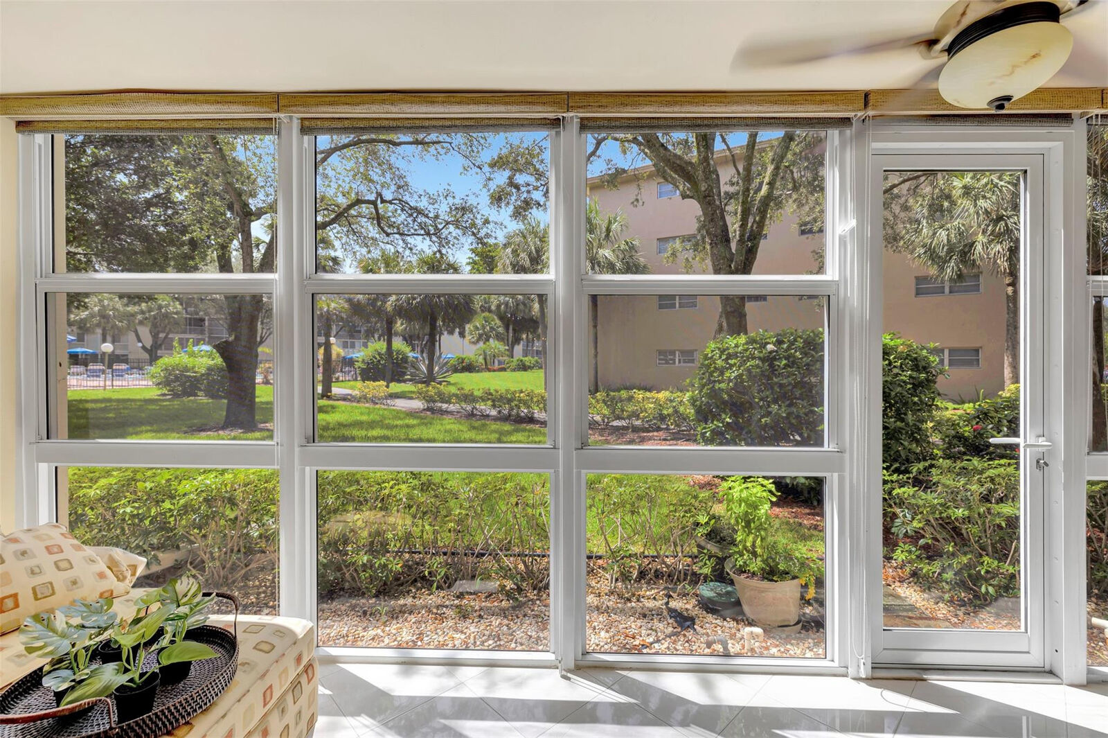 Property Photo:  2301 Lucaya Lane O1  FL 33066 