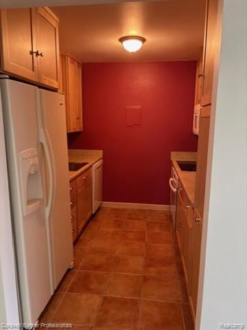 Property Photo:  2120 Pauline Boulevard 305  MI 48103 