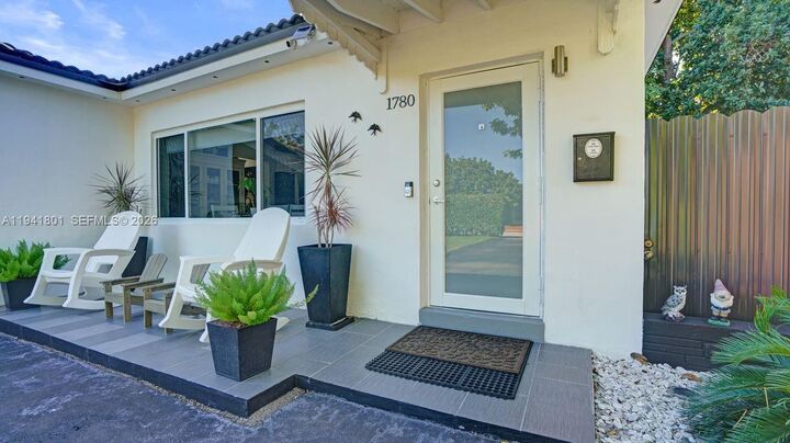 Property Photo:  1780 NE 173 St  FL 33162 