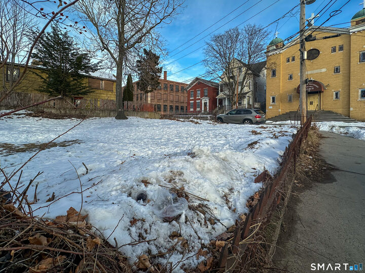 Property Photo:  35 Maple Street  CT 06702 