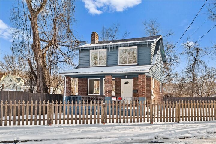 Property Photo:  1486 Mill St  PA 15221 