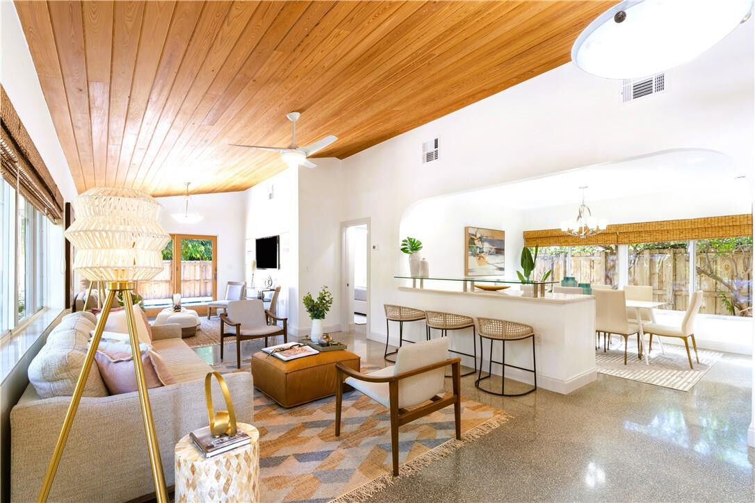 Property Photo:  1764 NE 16 Street  FL 33305 