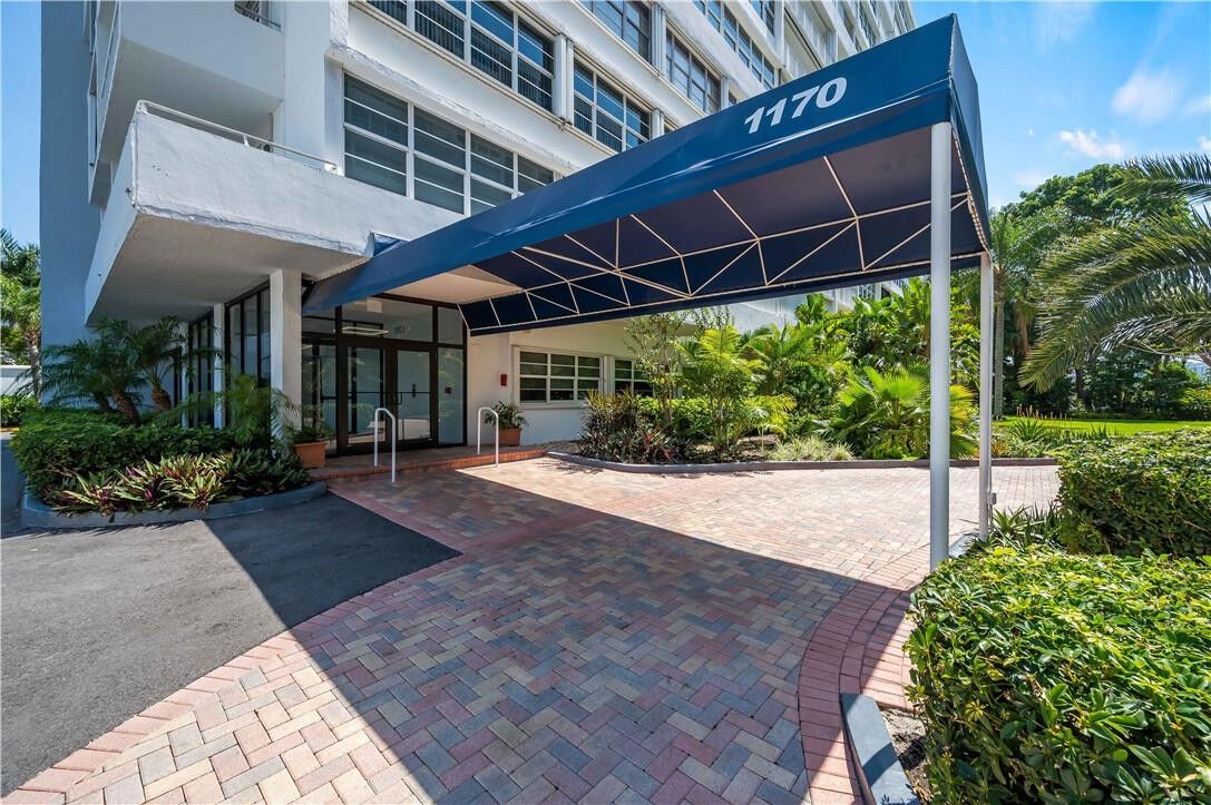 Property Photo:  1170 N Federal Highway 311  FL 33304 